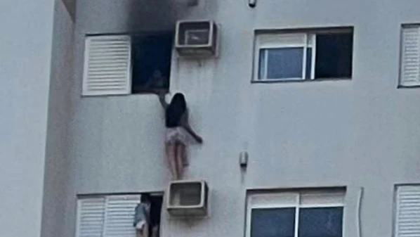 Segundo a amiga, Juliane ainda deverá passar por cirurgias. Na segunda-feira, 15, ela completou dois meses internada, sendo quase todo o período no hospital em Londrina