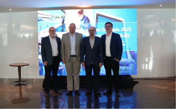 Luiz Toniato, Wagner Corrêa, Idalberto Moro e Richardson Schmittel durante o anúncio dos investimentos do Sistema Fecomércio-ES – Sesc e Senac. Crédito: Divulgação