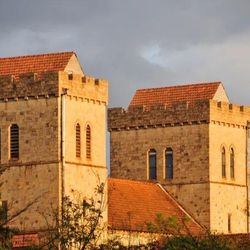 Terry Gobanga foi sequestrada, estuprada e deixada à beira da morte no acostamento de uma estrada Foi a primeira das du