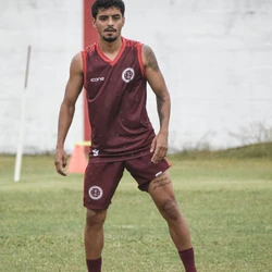 Centroavante marcou um gol e deu uma assistência contra o Vilavelhense