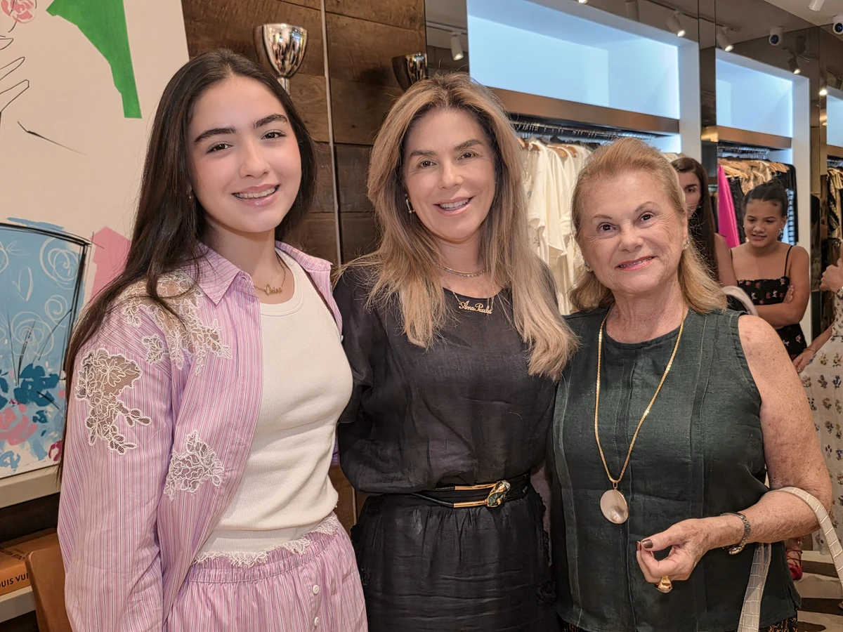 Chloé e Ana Paula Rody e Lissu Abad 