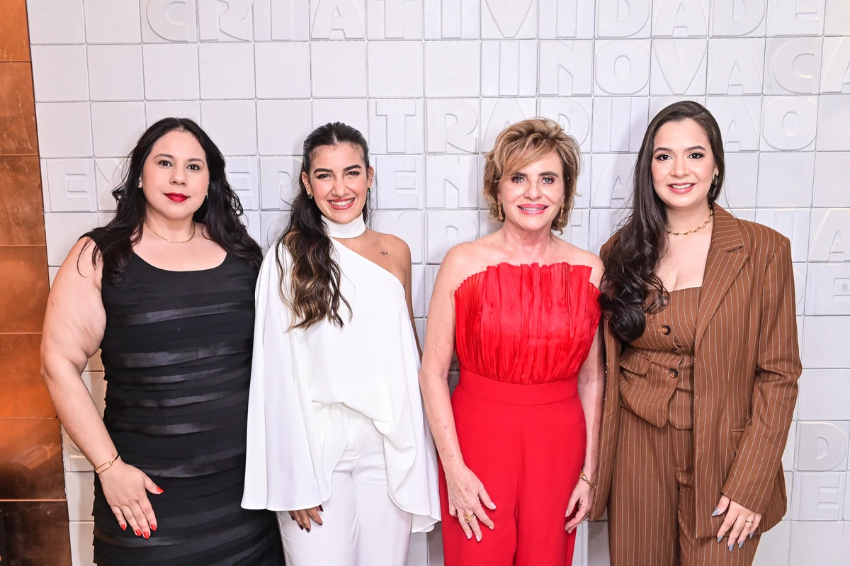 Ariadne Malheiros,  Letícia Pinheiro, Luciana Judice e Débora Freire