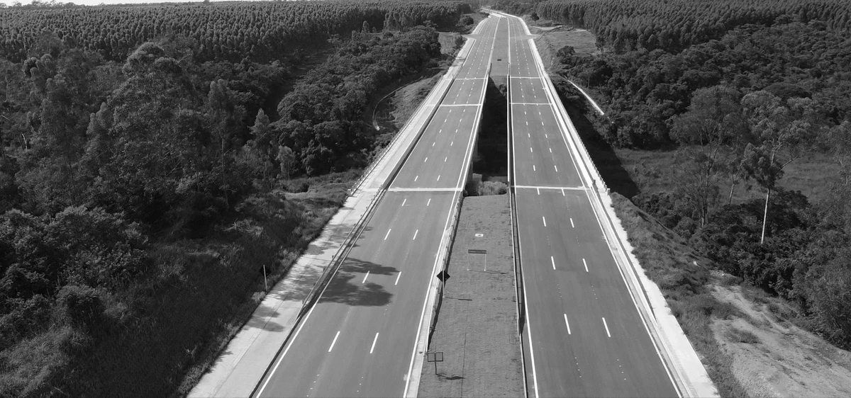 Contorno de Jacaraípe, na Serra