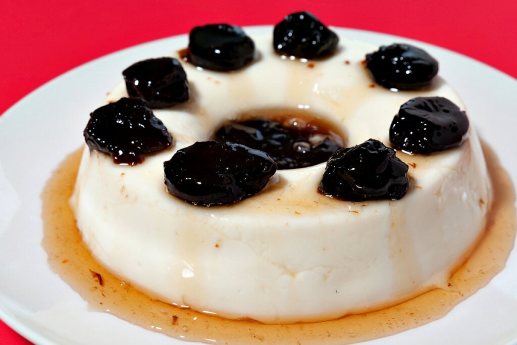 Manjar de coco vegano (Imagem: Sergio Yoneda | Shutterstock)