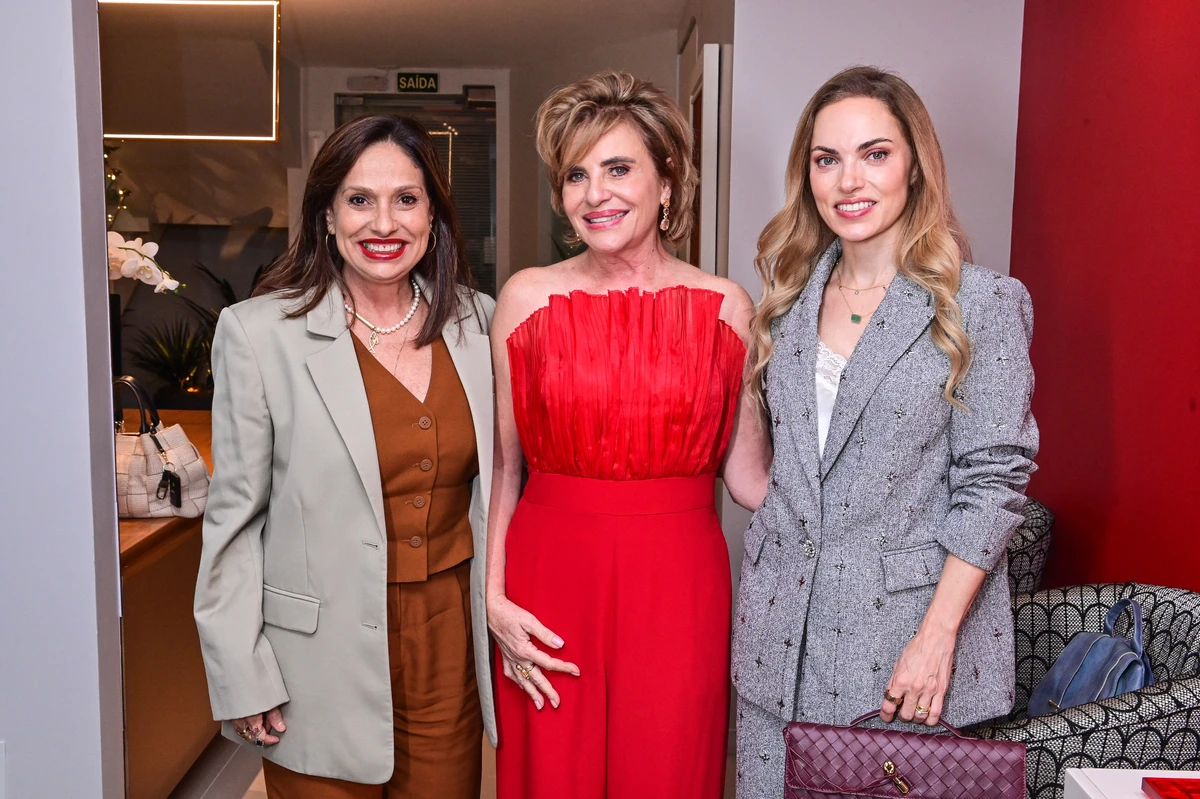 Flávia Brandão, Luciana Júdice  e Luciana Mattar