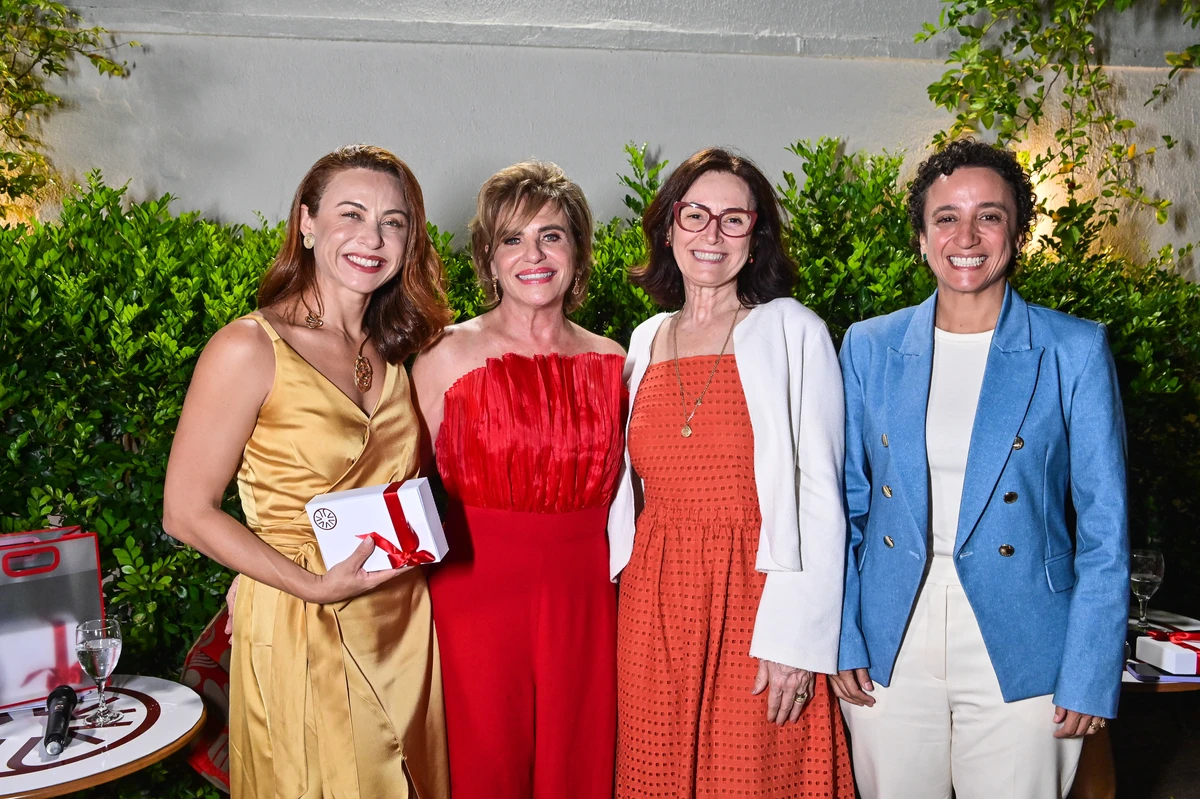 Iara Quaresma, Luciana Júdice, Glicia Dornela e Erica Neves