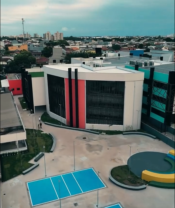 Inauguração da Escola Estadual Aristóbulo Barbosa Leão, na Serra por Redes sociais/Reprodução