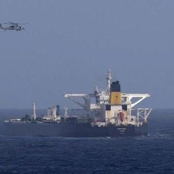 As autoridades americanas já apreenderam dois navios-petroleiros neste mês — um deles no sábado. Maduro afirmou que Venezuela enfrenta "uma campanha de agressão de terrorismo psicológico e de corsários que assaltam petroleiros"