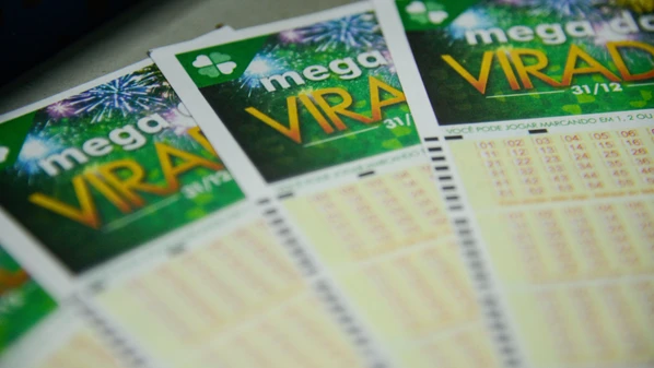 Este é o maior prêmio já oferecido pela Mega da Virada. O recorde anterior havia sido registrado em 2023, quando o concurso pagou R$ 588 milhões