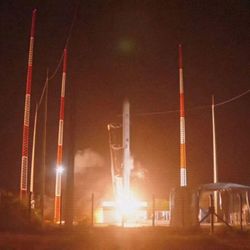 O foguete HANBIT-Nano, primeiro voo comercial lançado a partir de uma base brasileira, explodiu minutos depois da decolagem, na Base de Alcântara.