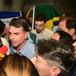 Senador do RJ esteve em Vitória na segunda-feira (22). Ele se expressou de forma mais moderada, é verdade. O conteúdo, entretanto, é outra história