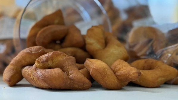 Nova lei visa preservar a técnica artesanal de preparo do produto típico, também popularizado como "mentira", e incentivar a produção e venda