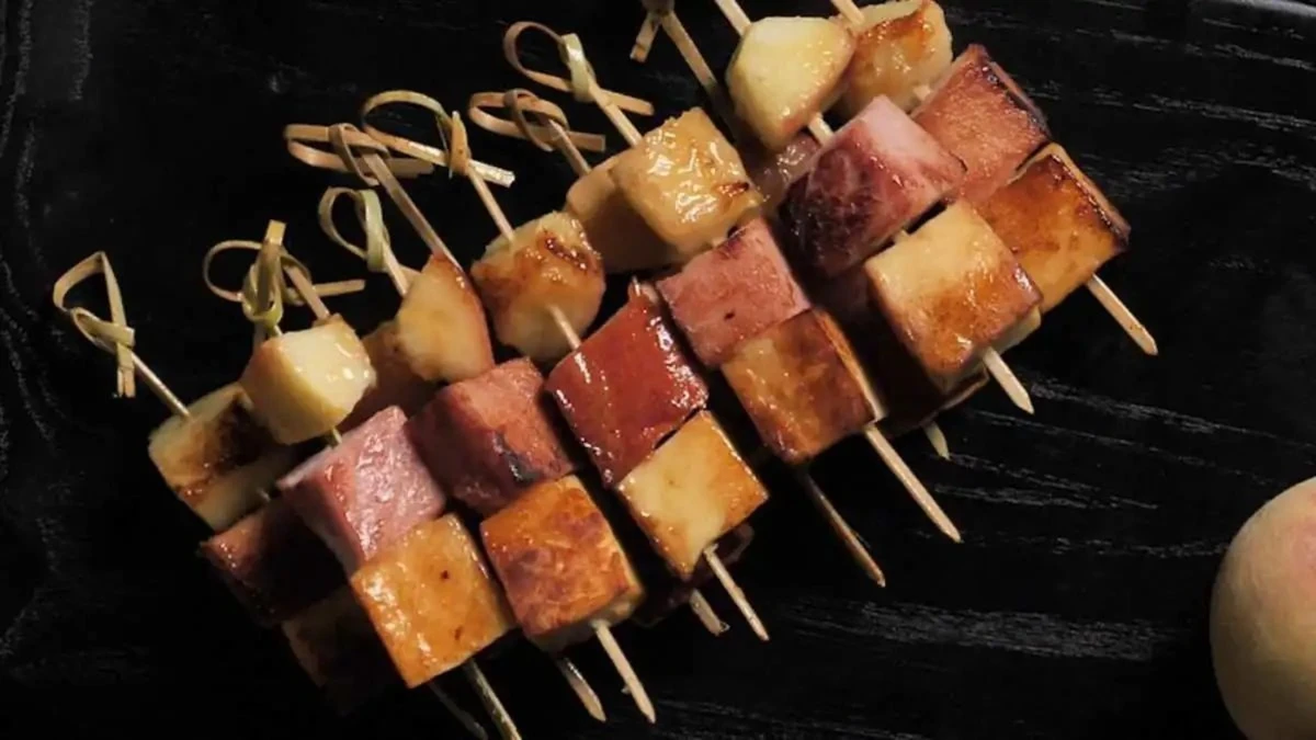 Espetinho assado de tender
