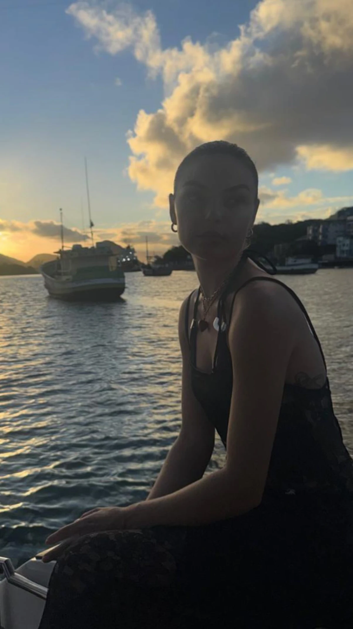 Isis Valverde por Reprodução Instagram @isisvalverde