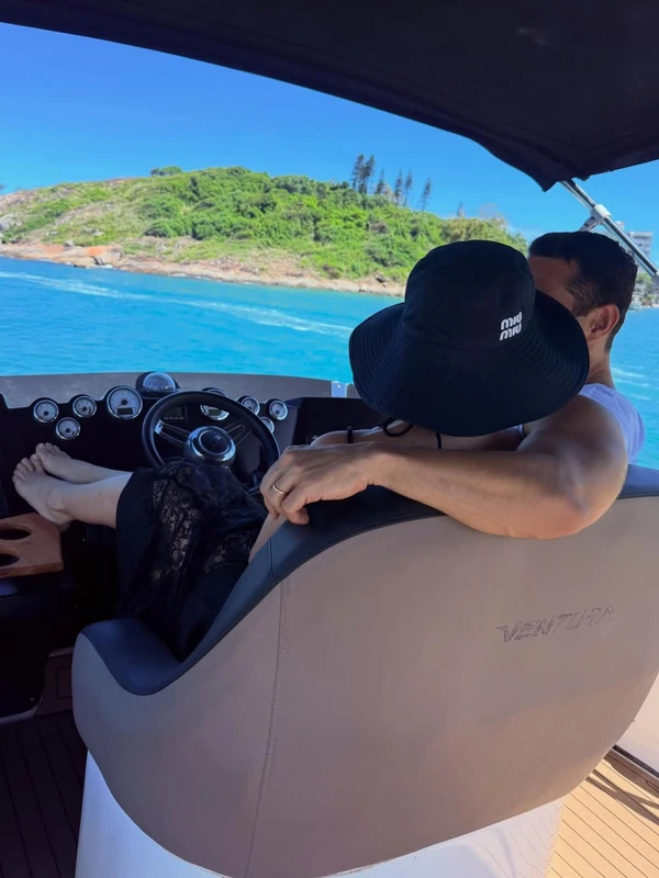 Isis Valverde em Vitória por Reprodução Instagram @isisvalverde