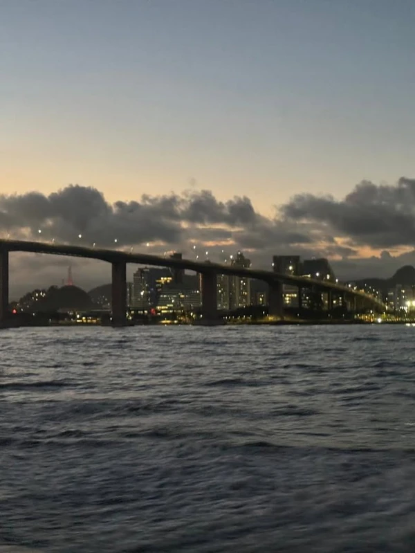 Isis Valverde em Vitória por Reprodução Instagram @isisvalverde