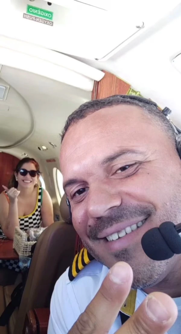 Uma foto de Marília Mendonça (1995-2021) no dia da queda de avião foi descoberta