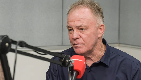 Renato Casagrande, governador do Espírito Santo, durante entrevista na rádio CBN