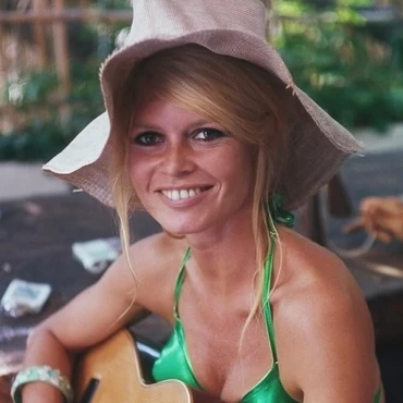 Imagem - Oscar ignora Brigitte Bardot em suas homenagens a artistas mortos