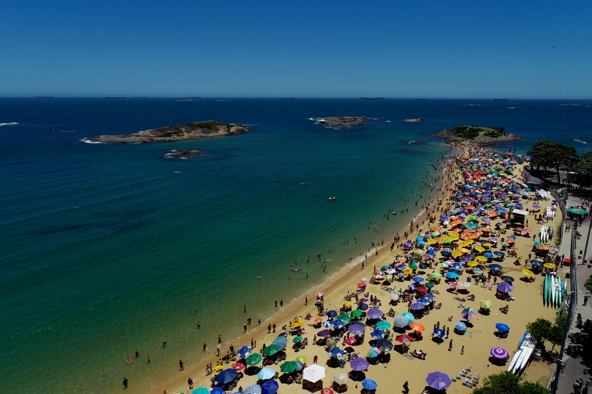 Praia da Sereia, Vila velha por Fernando Madeira