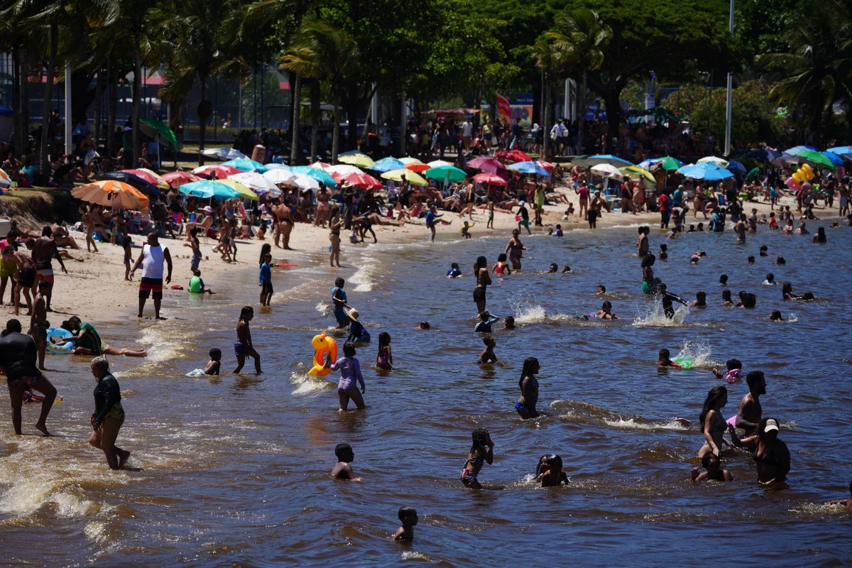 Praia do Iate, Vitória por Fernando Madeira