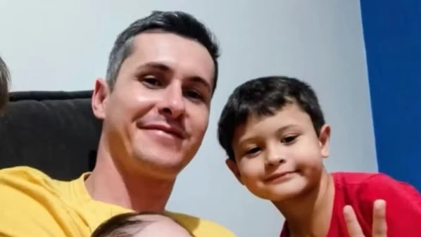 Jeremias Machado Ribeiro, de 41 anos, salvou o menino de 11 anos antes de ser levado pela correnteza ao tentar resgatar o outro filho, Bernardo de Barros Ribeiro, de 7 anos