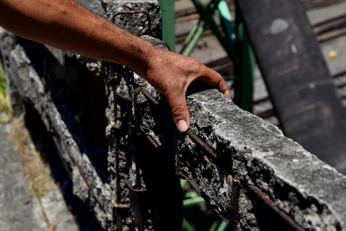 Passarela de pedestres na ponte de São Toquarto por Fernando Madeira