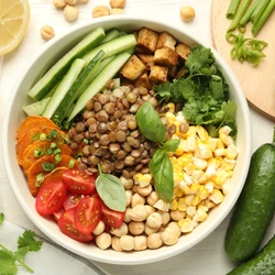 Nutricionistas compartilham estratégias para recuperar o equilíbrio, sem recorrer a dietas restritivas ou se privar de alimentos