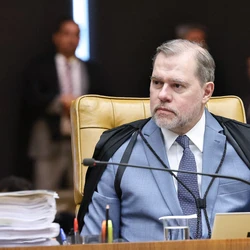 Ex-banqueiro Daniel Vorcaro, ex-presidente do BRB Paulo Henrique Costa e diretor de fiscalização do Banco Central prestam depoimento à PF nesta terça (30)