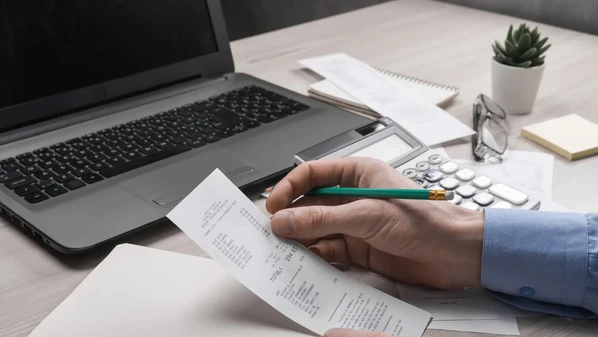 Ato conjunto publicado pela Receita Federal e pelo Comitê Gestor do IBS prevê período de adaptação para contribuintes em 2026, primeiro ano de vigência da reforma tributária do consumo