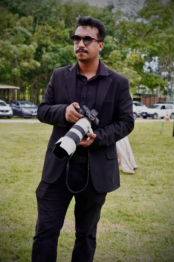 Henrique Brook é fotógrafo e designer