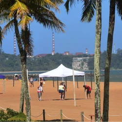 Espaços onde barracas estão sendo armadas foram liberados pela Prefeitura da Capital, que havia disponibilizado previamente as áreas por meio de agendamento