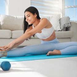 Para sair do sedentarismo, você não precisa de aparelhos tecnológicos; o peso do seu próprio corpo e alguns minutos na sala de estar são suficientes para dar o pontapé inicial