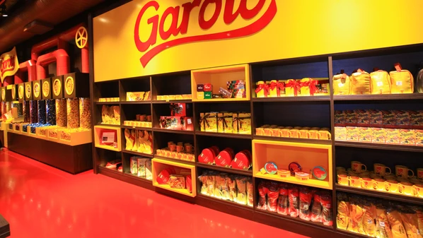 Por meio de iniciativas voltadas para boas práticas agrícolas, apoio a produtores e descarte correto de embalagens, por exemplo, a Garoto tem buscado expandir a produção sustentável do cacau no Brasil