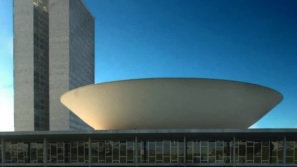 Para participar do certame, o candidato precisa ter nível superior em qualquer área e carteira de habilitação, no mínimo, na categoria B