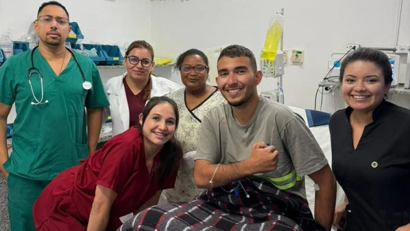 Roberto Farias Tomaz, 19, foi encontrado com vida; o jovem foi levado para um hospital da região