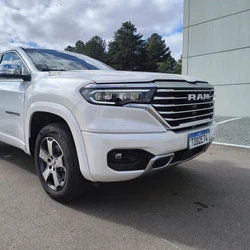 Desenvolvido e preparado especificamente para as necessidades da América do Sul, o novo motor 2.2 Turbodiesel de quatro cilindros em linha gera 200 cavalos de potência