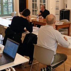 A Universidade Sciences Po Saint-Germain-en-Laye,nos arredores de Paris, na França, treina os atuais agentes secretos do país e possíveis novos recrutas.