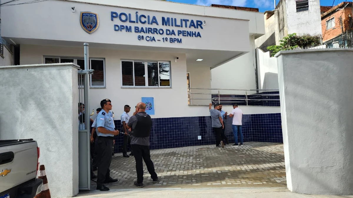 Inauguração do Destacamento Policial Militar do Bairro da Penha por  Ricardo Medeiros