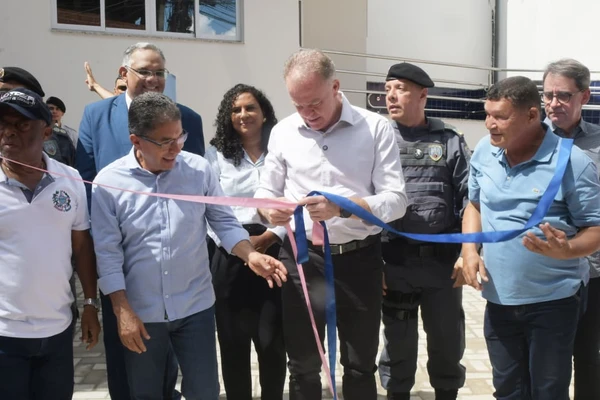 Inauguração do Destacamento Policial Militar do Bairro da Penha por  Ricardo Medeiros