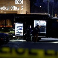 O Departamento de Segurança Interna afirma que o incidente começou com a abordagem policial a um membro de uma gangue venezuelana.