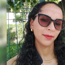 Luciene Galdino, de 35 anos, foi vista pela última vez no domingo (4); casa estava aberta e sem documentos, e o desaparecimento foi registrado na Polícia Civil