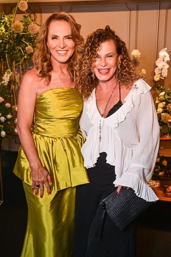 Denise Gazzinelli  e Mônica Zorzanelli