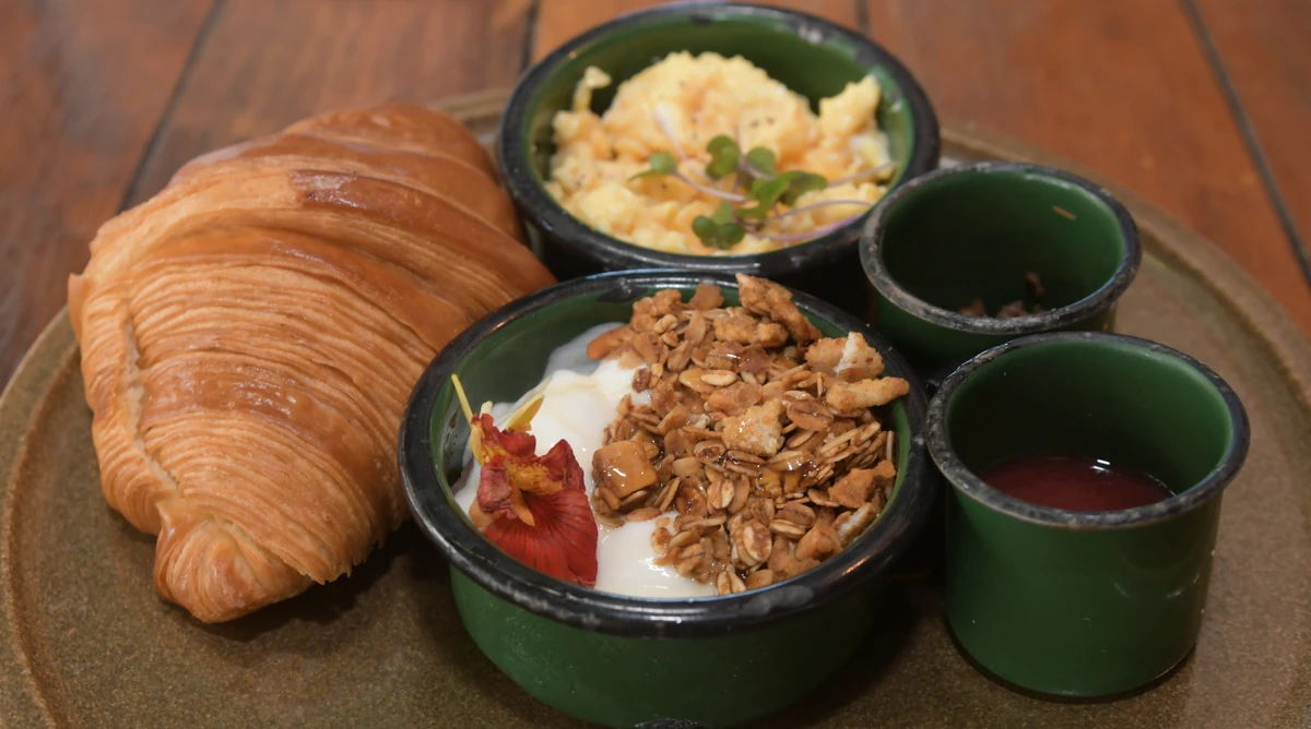 Prato servido no Quiosque Clericot Café, Curva da Jurem por Ricardo Medeiros