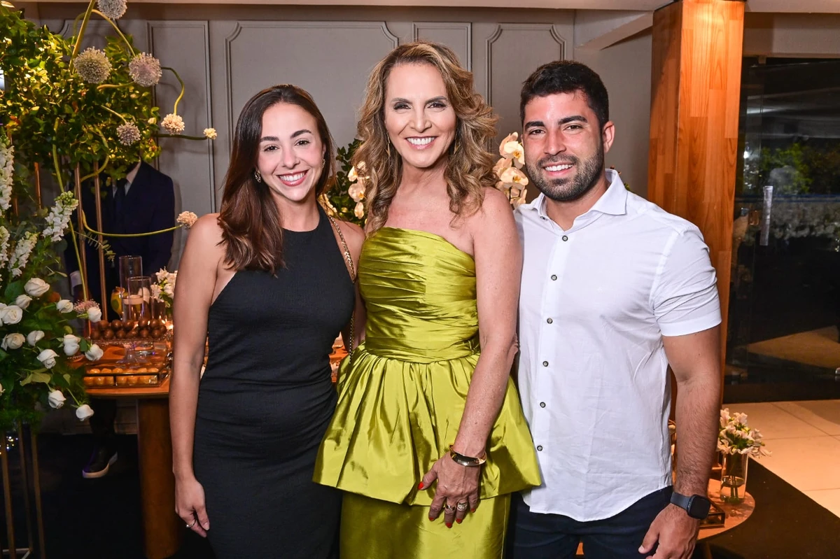 Tainá Coutinho, Denise Gazzinelli e Aylton Dadalto 