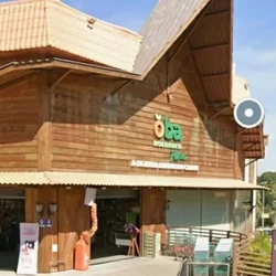 O elevador da loja despencou do segundo andar em direção ao térreo; duas das vítimas tiveram ferimentos graves, segundo a Prefeitura de Sorocaba