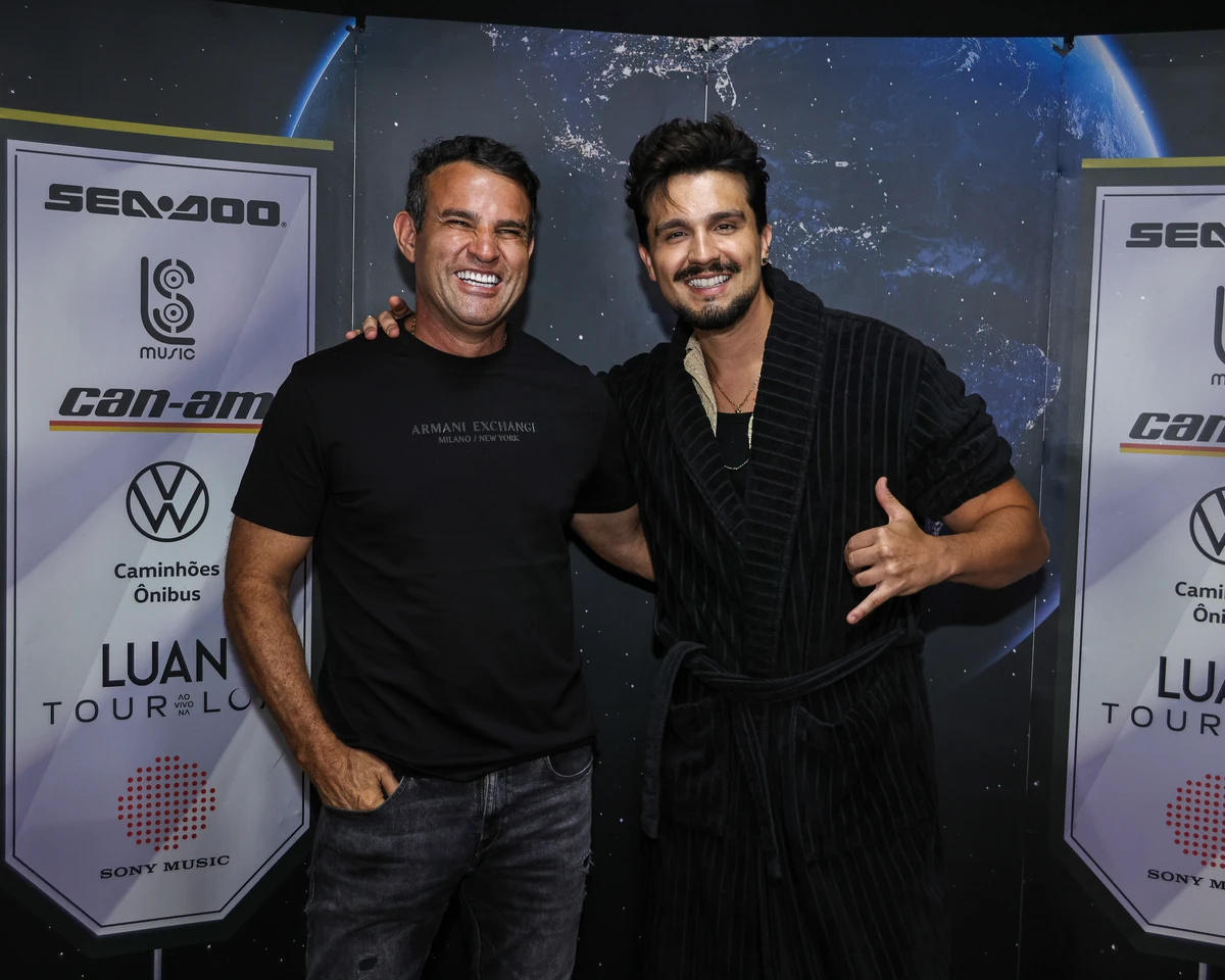 Itagildo Marques e Luan Santana 