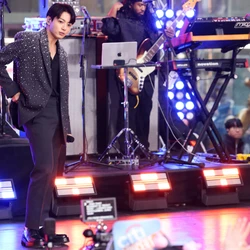 Informação foi revelada no site oficial do grupo nesta terça, 13, junto com datas de uma turnê mundial que terá início em Goyang, na Coreia do Sul