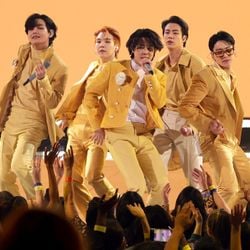 É a primeira turnê da banda de K-pop desde a conclusão do serviço militar obrigatório na Coreia do Sul