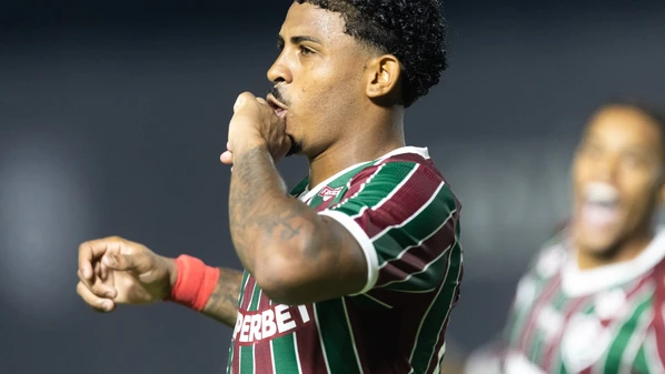 Em jogo equilibrado, o time tricolor contou com gols de Ruben Lezcano e John Kennedy para iniciar a caminhada em busca do 34° título estadual.